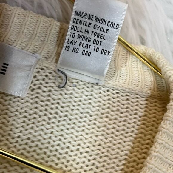 Vintage ramie and cotton v-neck cardigan sweater - Picture 6 of 6